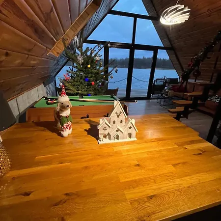 Na Wodzie -czarna Perła Willa Mrągowo