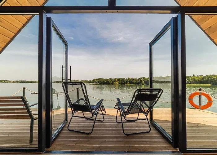 Willa Na Wodzie -czarna Perła